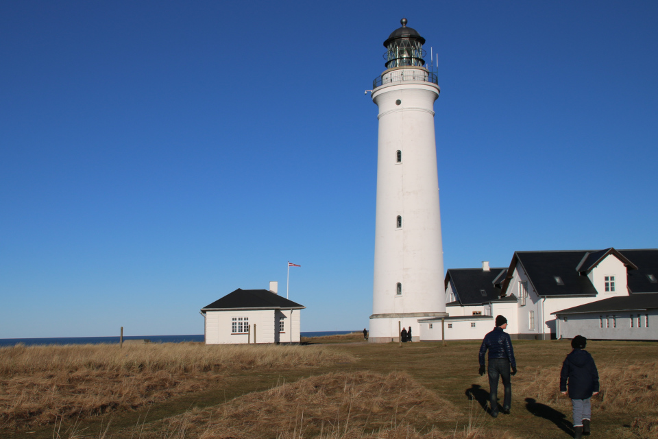 Вымпел возле старого маяка г. Хиртсхальс / Hirtshals, Дания