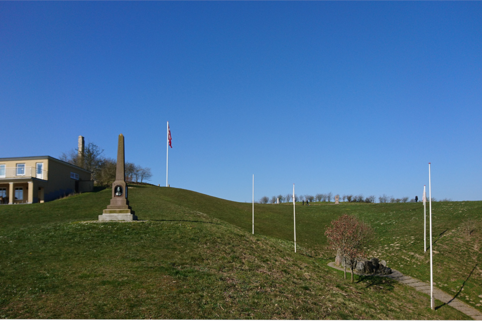 Скамлингсбанкен (Skamlingsbanken), г. Сйолунд / Sjølund, Дания