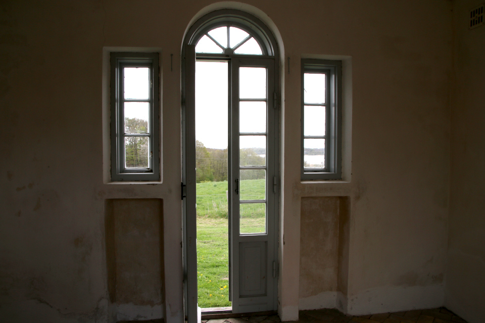 Павильон. Церковь Эгесков (Egeskov Kirke), Фредерисия, Дания. 5 мая 2023 